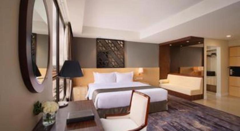 Hotel Grandhika Pemuda Semarang Exterior foto